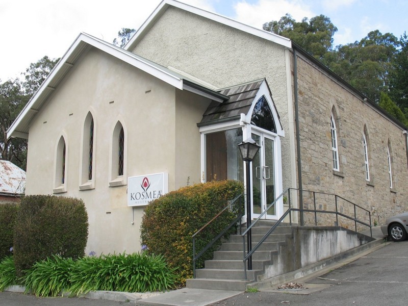 156 & 156a Mount Barker Road, Stirling SA 5152