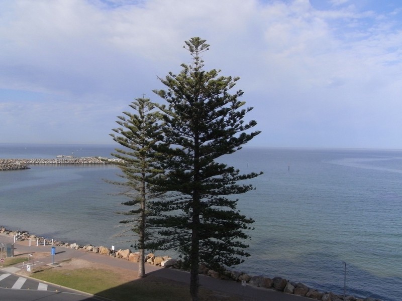 5B/13/14 Esplanade North, Glenelg North SA 5045