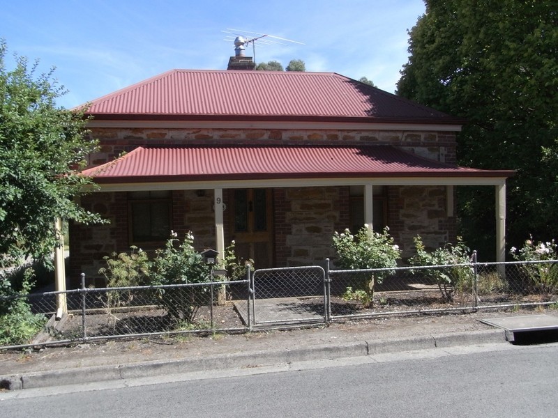 9 Victoria Street, Hahndorf SA 5245