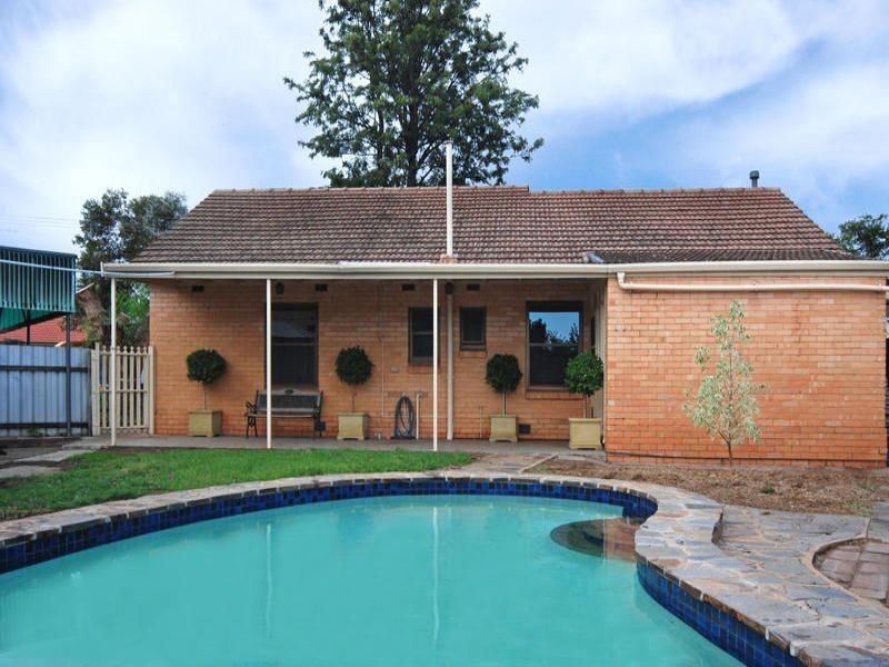19 Laurel Avenue, Campbelltown SA 5074
