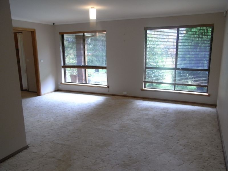 64 Pomona Road, Stirling SA 5152