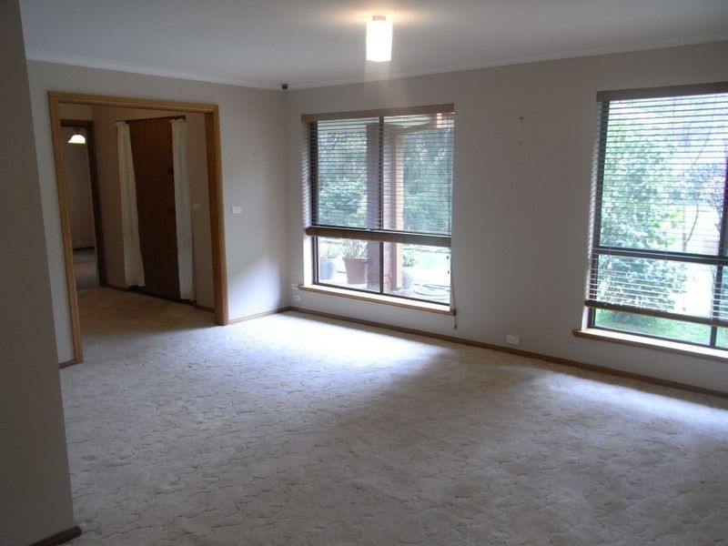 64 Pomona Road, Stirling SA 5152