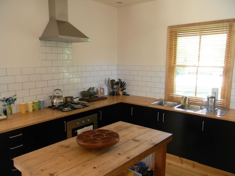 98 Swamp Road, Uraidla SA 5142