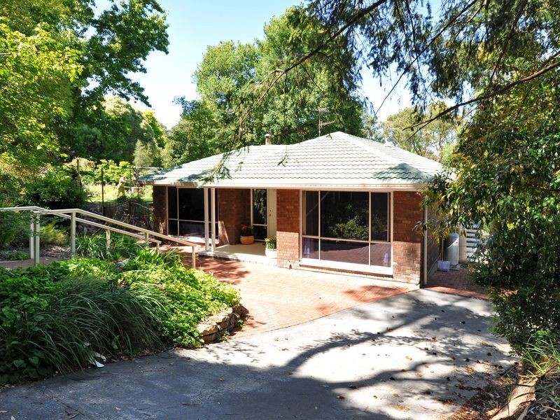 136 Longwood Road, Heathfield SA 5153