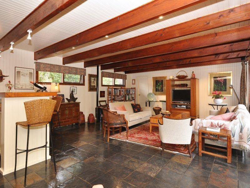 11 Kanyaka Road, Aldgate SA 5154