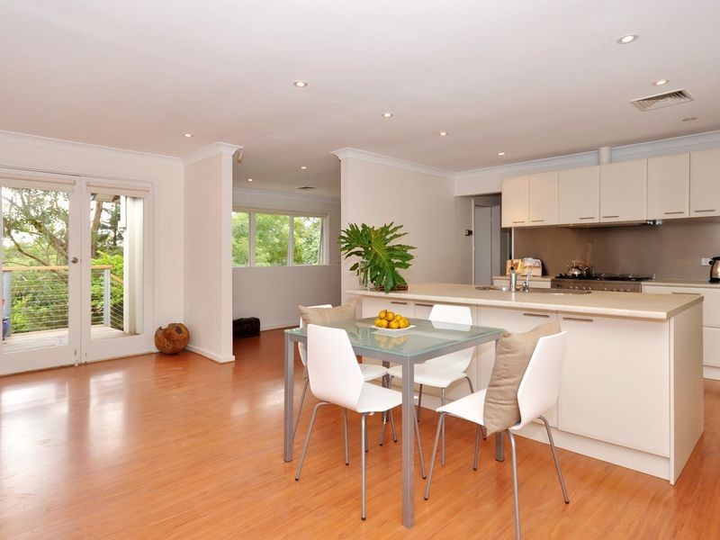 6 Pritchard Drive, Stirling SA 5152