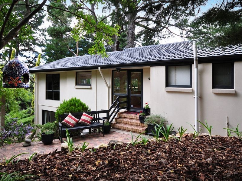 6 Pritchard Drive, Stirling SA 5152