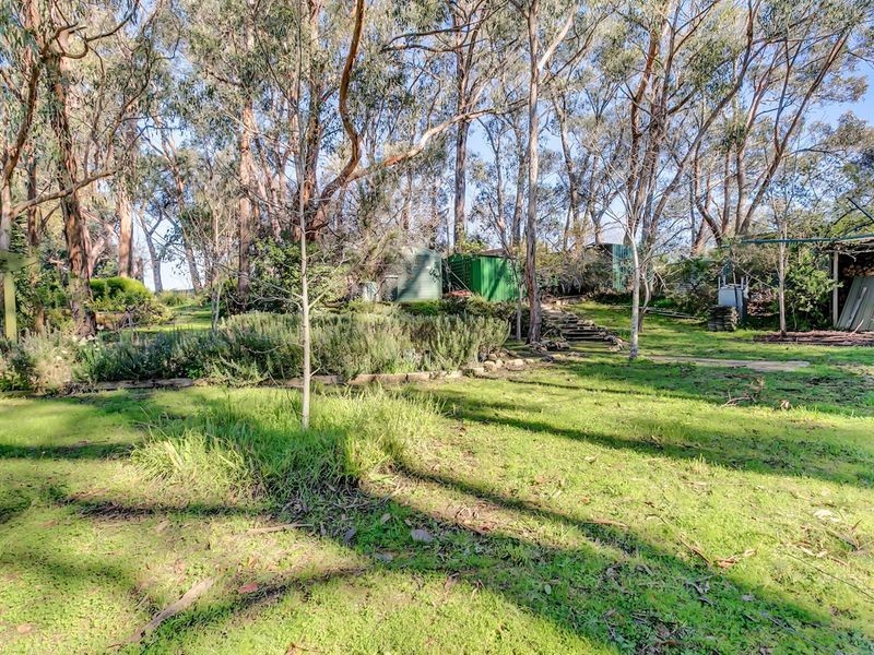 18 Cave Avenue, Bridgewater SA 5155
