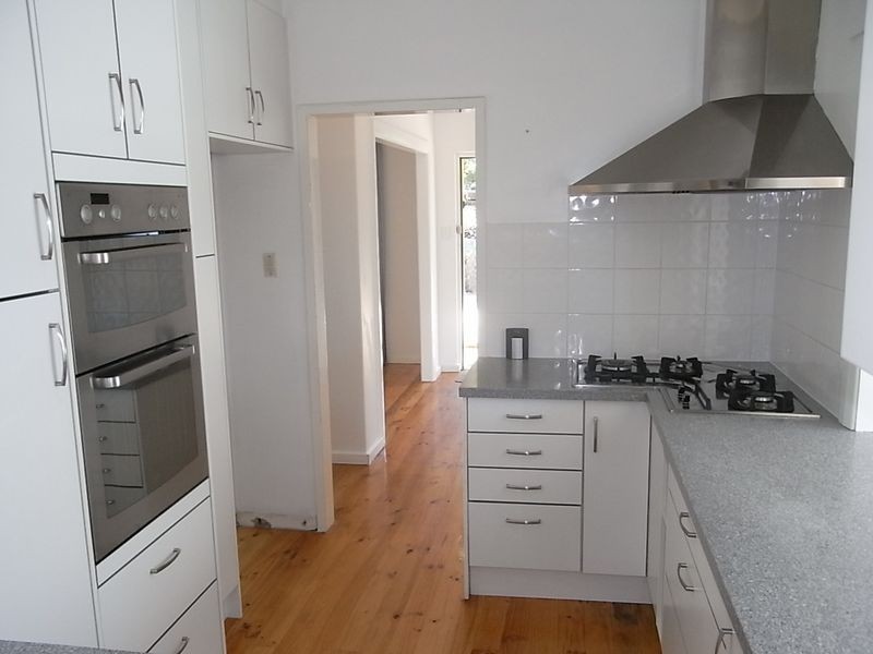 18 Lesley Crescent, Crafers SA 5152