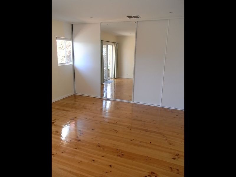 18 Lesley Crescent, Crafers SA 5152