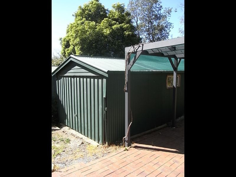 18 Lesley Crescent, Crafers SA 5152