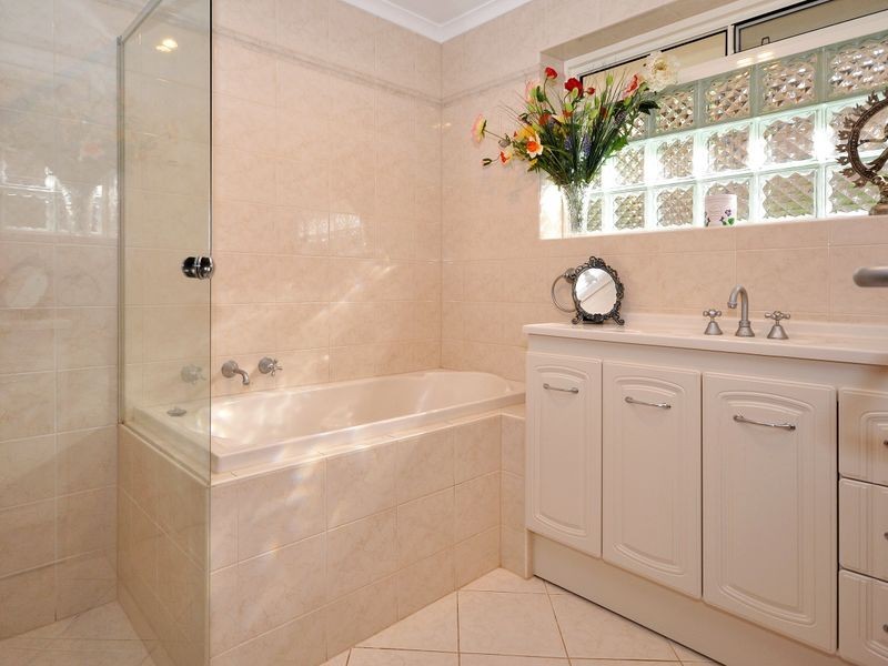 8 Cherry Pine Place, Aldgate SA 5154