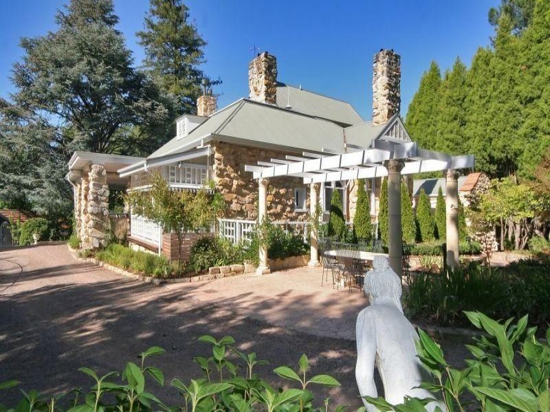 24 Old Mt Barker Rd, Crafers SA 5152