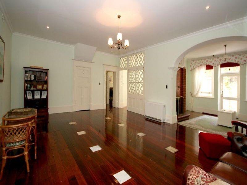 24 Old Mt Barker Rd, Crafers SA 5152