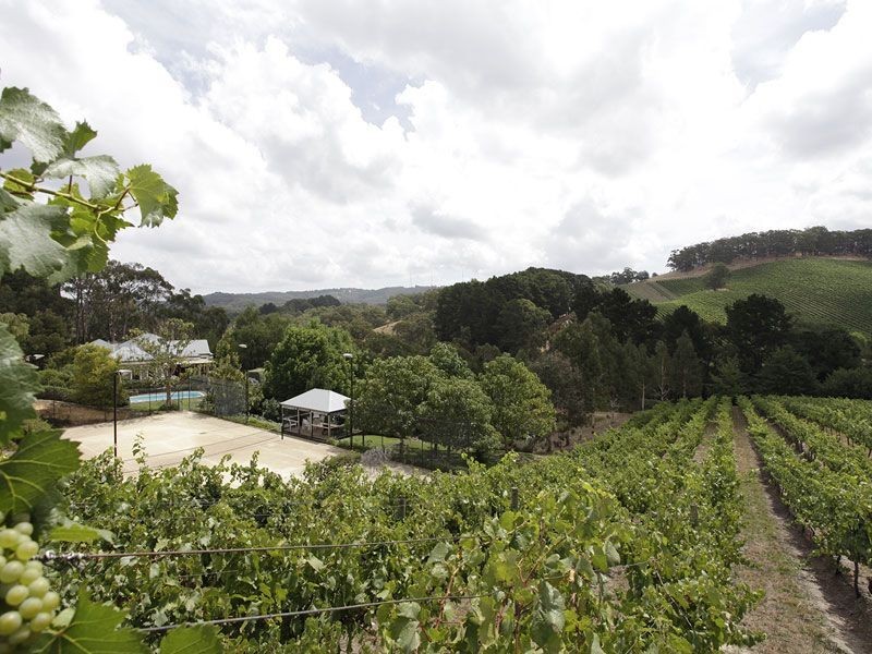 213 Gully Rd, Bridgewater SA 5155