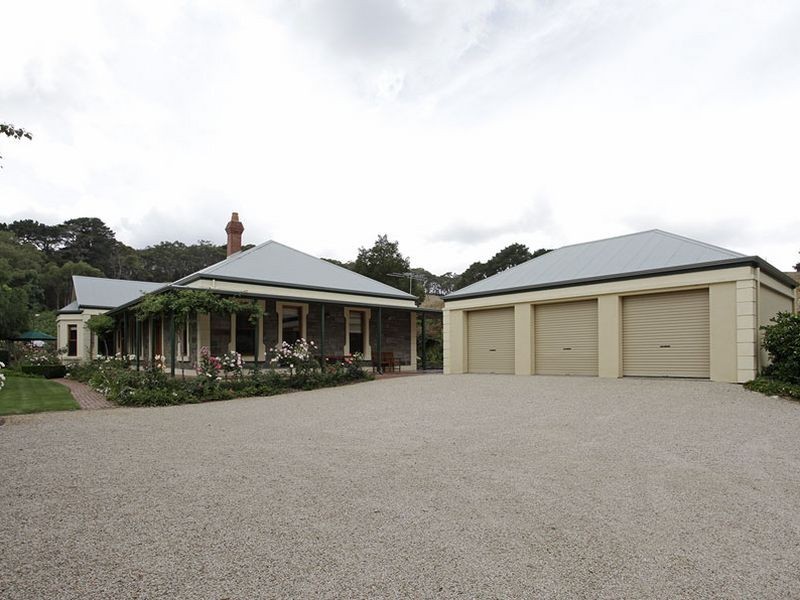 213 Gully Rd, Bridgewater SA 5155