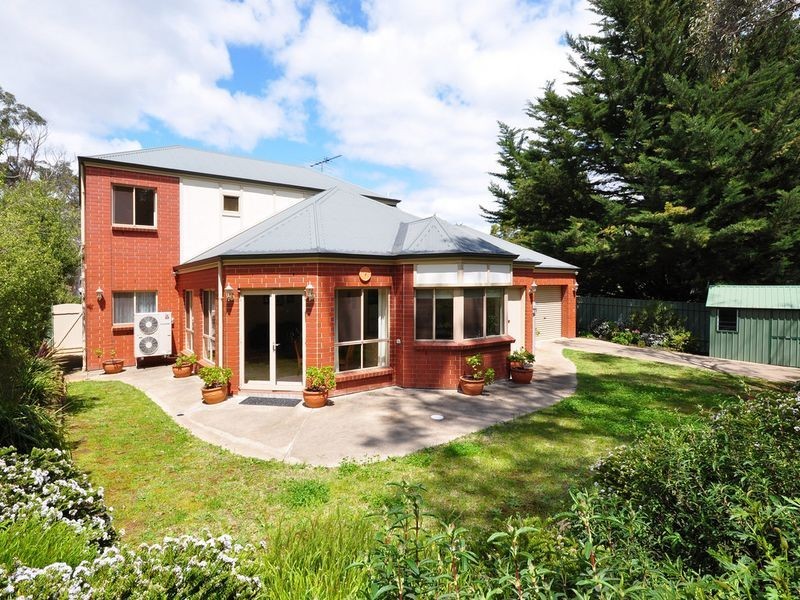 2 Village Crt, Aldgate SA 5154