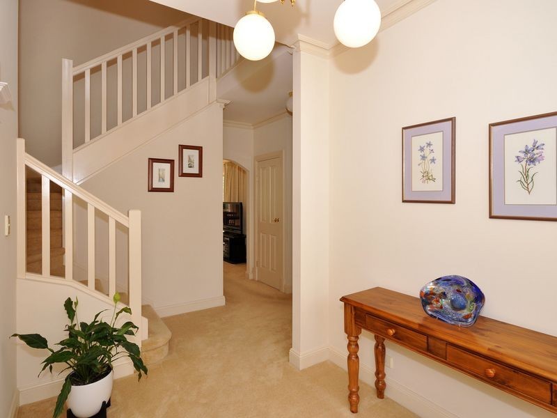 2 Village Crt, Aldgate SA 5154