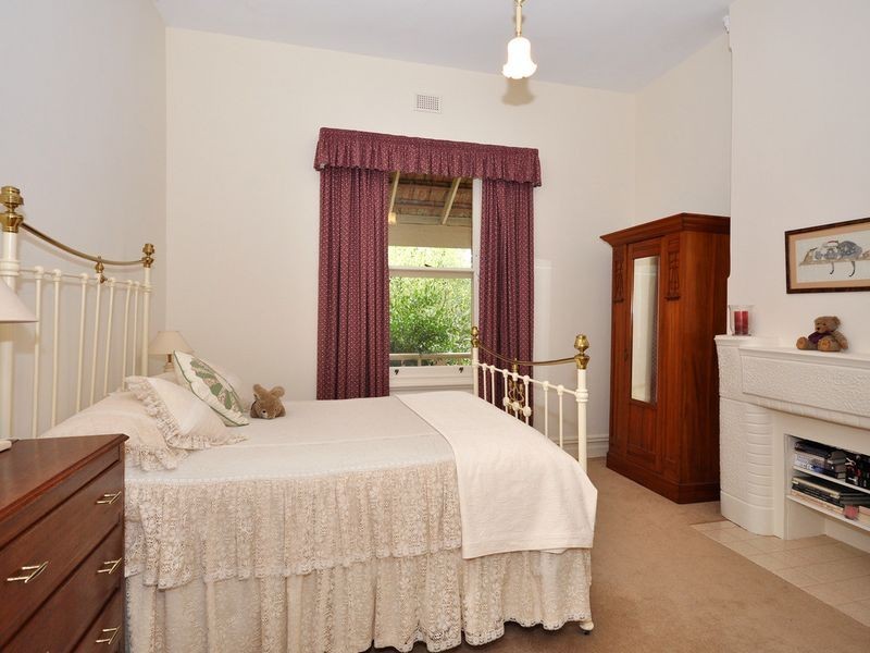 12 Rosewarne Crescent, Bridgewater SA 5155