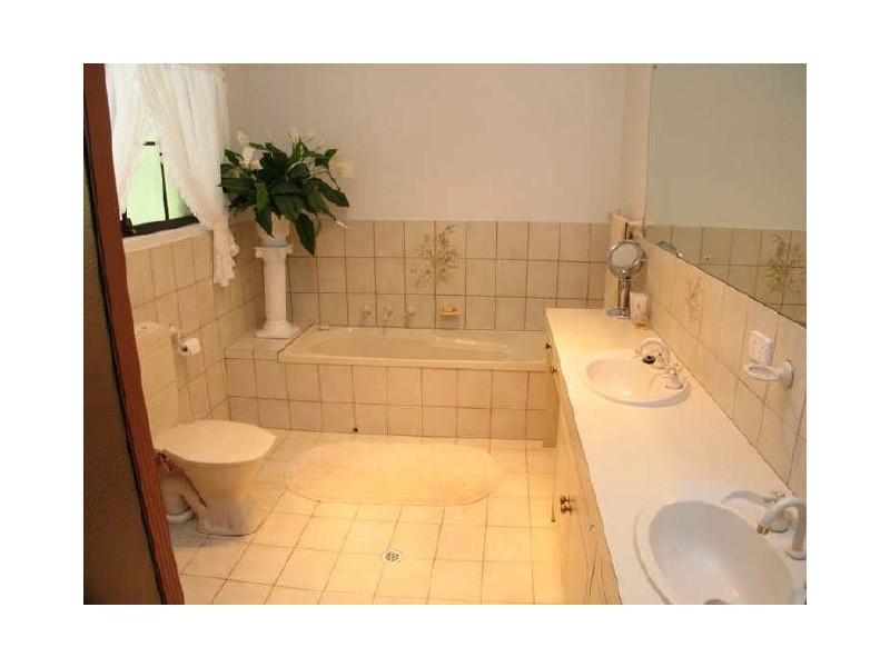 155 Longwood Rd, Heathfield SA 5153