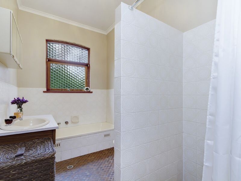 26 Banksia Drive, Bridgewater SA 5155