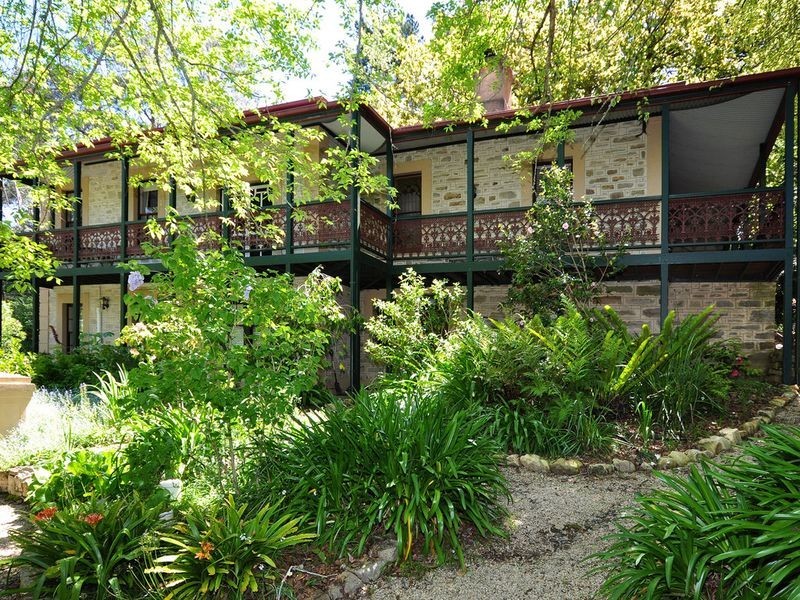 6 St Margaret Drive, Stirling SA 5152