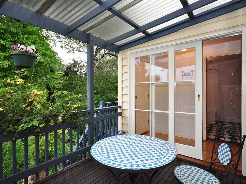 3 Montrose Avenue, Stirling SA 5152