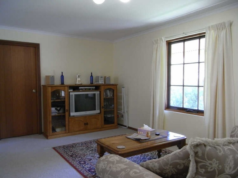 16 Mountford Avenue, Bridgewater SA 5155