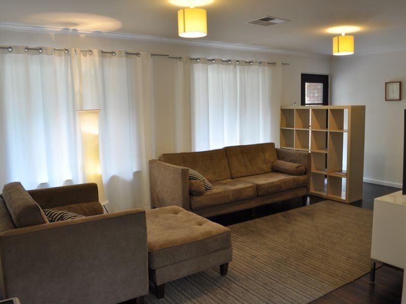 104 Cave Avenue, Bridgewater SA 5155