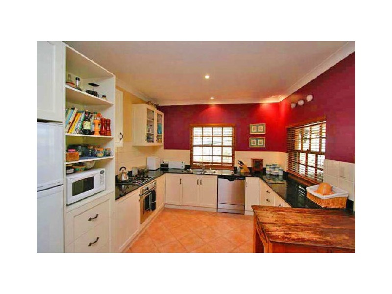 30 Heath Road, Crafers West SA 5152