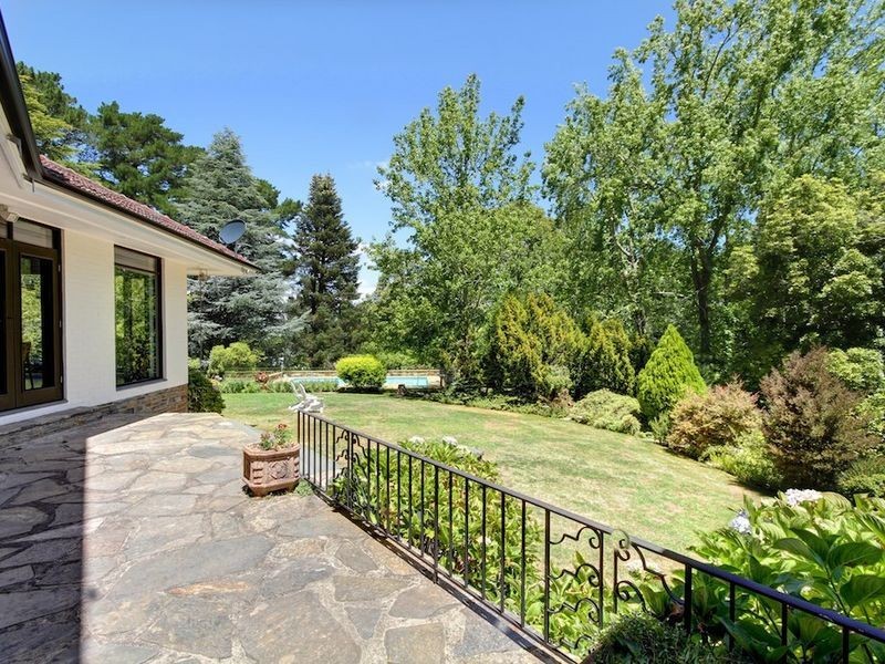 14 White Avenue, Crafers SA 5152