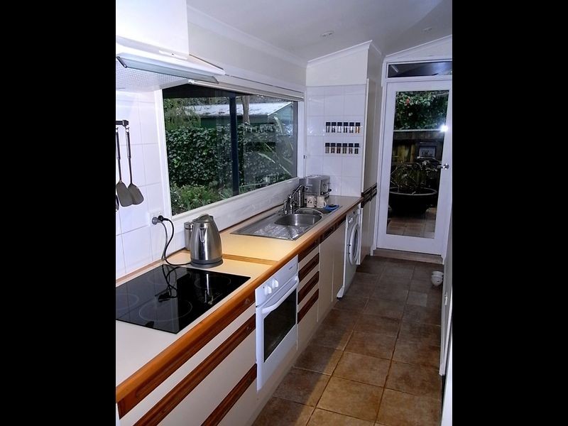 17 Anzac Ridge Road, Bridgewater SA 5155