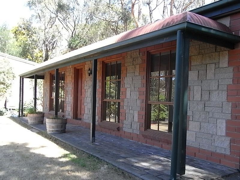 10 Cave Avenue, Bridgewater SA 5155