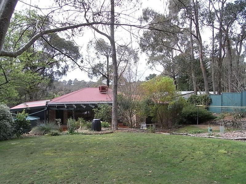 10 Cave Avenue, Bridgewater SA 5155
