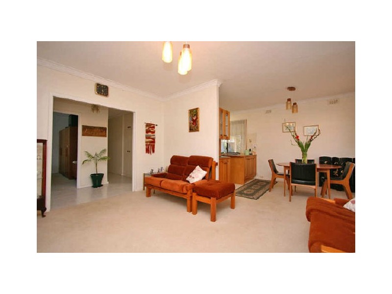 5 Maidos Grove, Valley View SA 5093