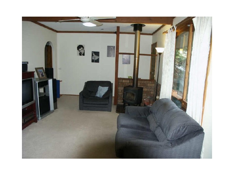 37 First Avenue, Bridgewater SA 5155