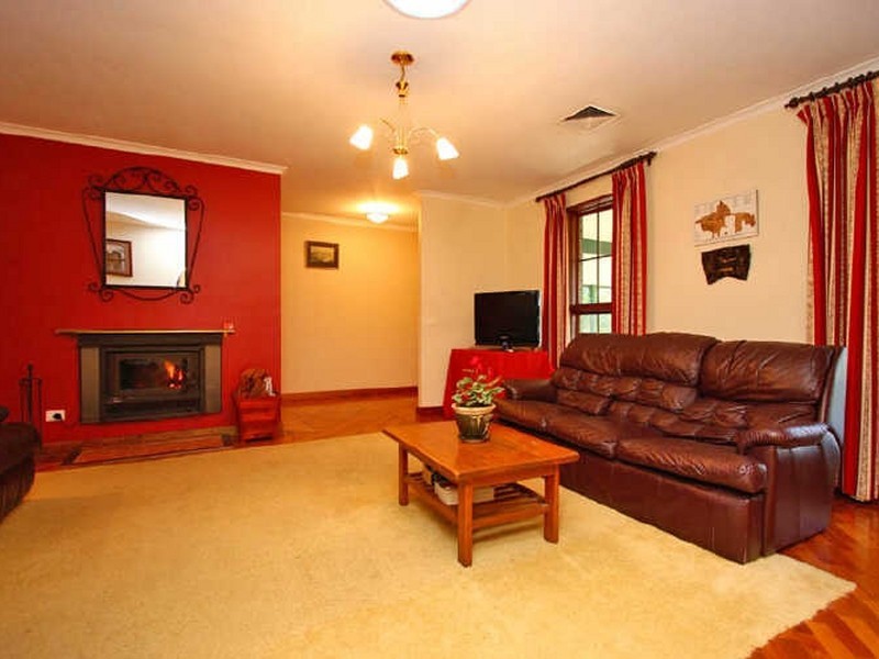 23 Lewis Avenue, Aldgate SA 5154
