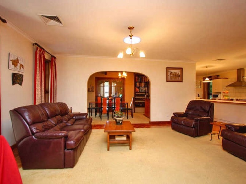23 Lewis Avenue, Aldgate SA 5154