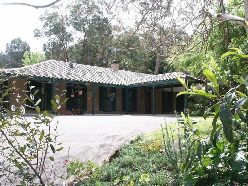 23 Lewis Avenue, Aldgate SA 5154
