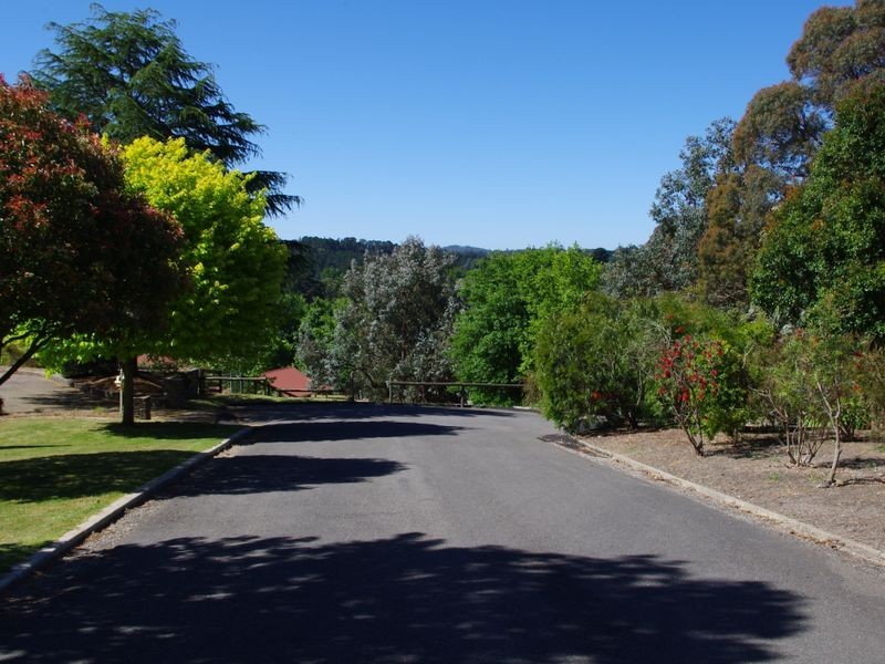 1 Oakdale Drive, Heathfield SA 5153