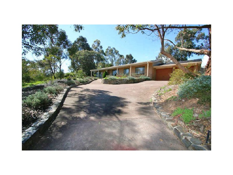 13 Banksia Crescent, Belair SA 5052