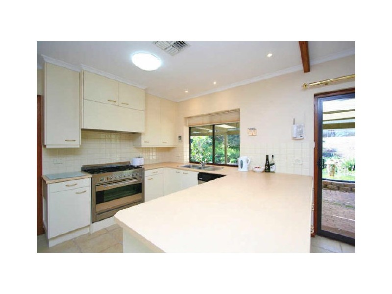 13 Banksia Crescent, Belair SA 5052