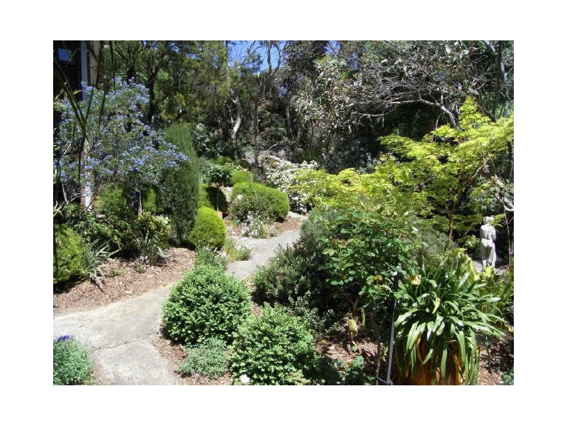 86 Emmett Road, Crafers West SA 5152