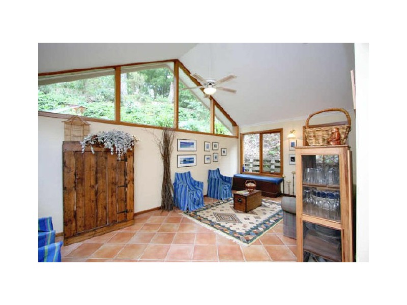 7 Fourth Avenue, Bridgewater SA 5155