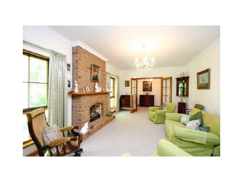 1 Ash Grove, Stirling SA 5152
