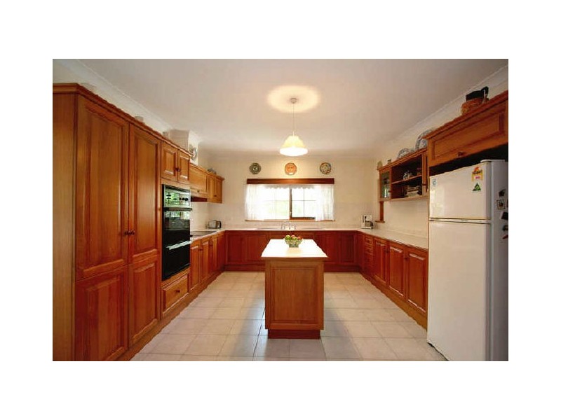 1 Ash Grove, Stirling SA 5152