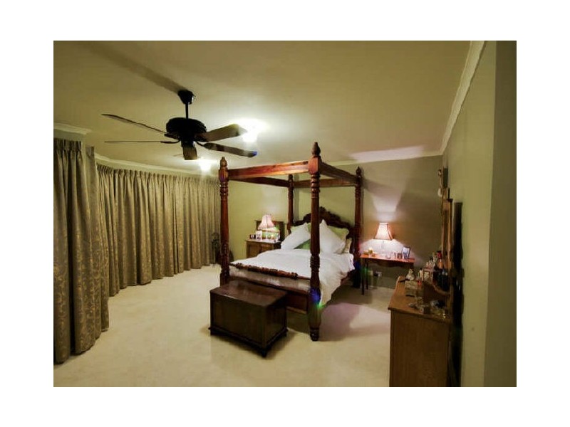 25 Wellow Crescent, Mount Barker SA 5251