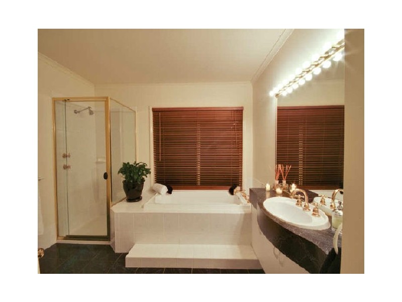 25 Wellow Crescent, Mount Barker SA 5251