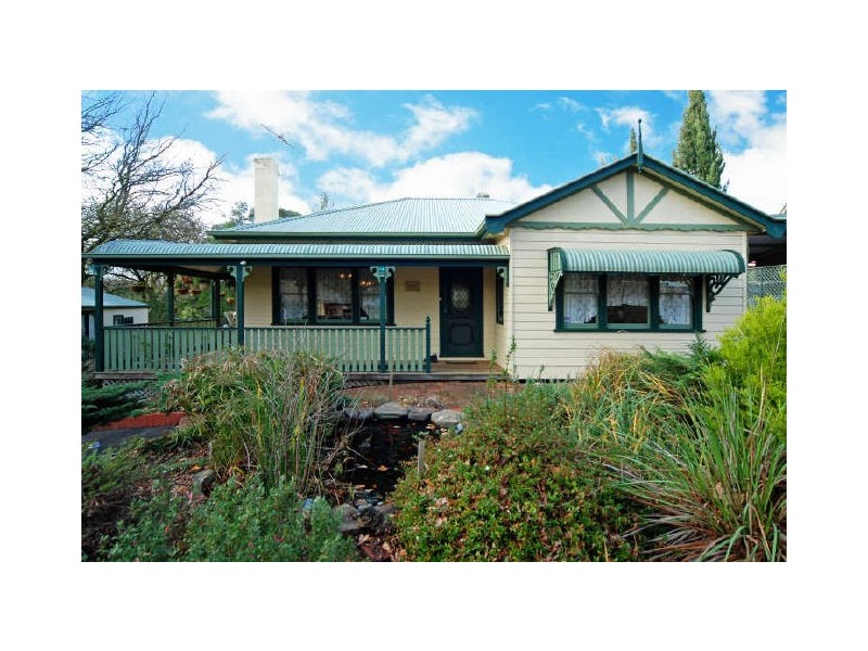 9 Pine Avenue, Hahndorf SA 5245