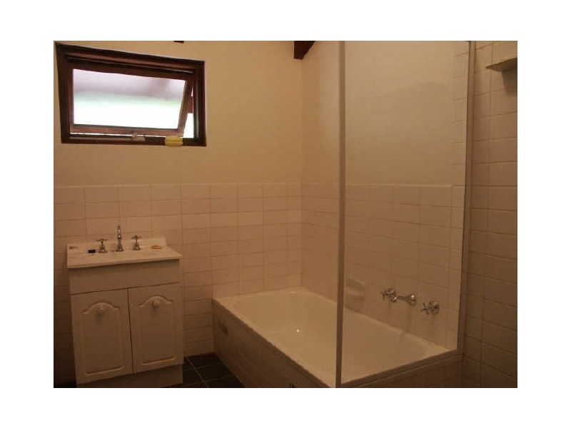 16 Wattle Street, Bridgewater SA 5155